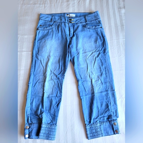 Size 9 Surface Tencel Style Capris. Excellent Condition. - Picture 1 of 7